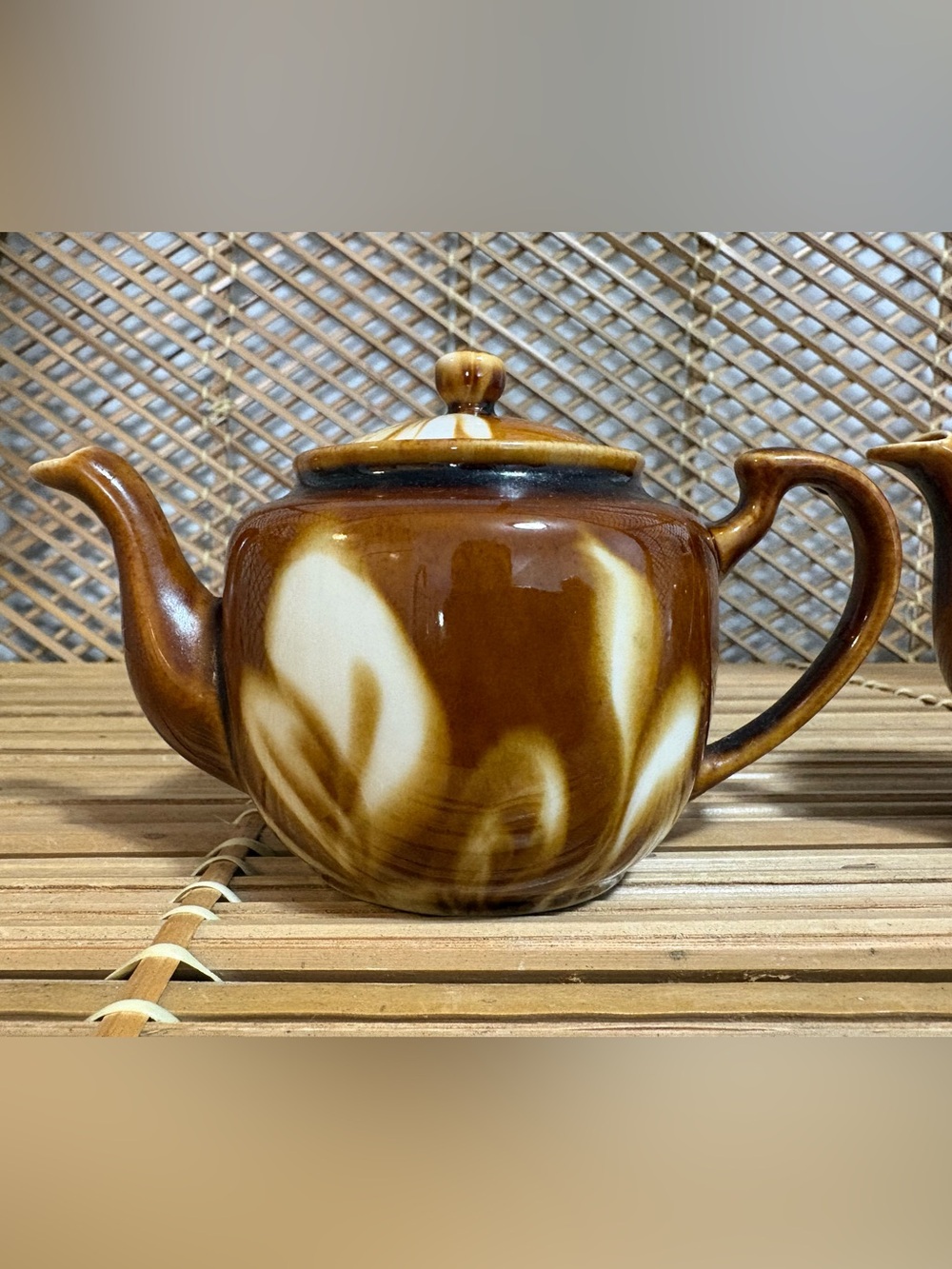 Vintage Brown Marble Glaze Single Serve Teapots - Picture 3 of 5